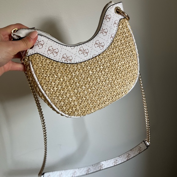 Guess crossbody handbag - Picture 6 of 16